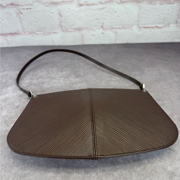 Louis Vuitton Epi Leather Demi Lune Pochette Shoulder Bag Brown - Picture 5 of 14